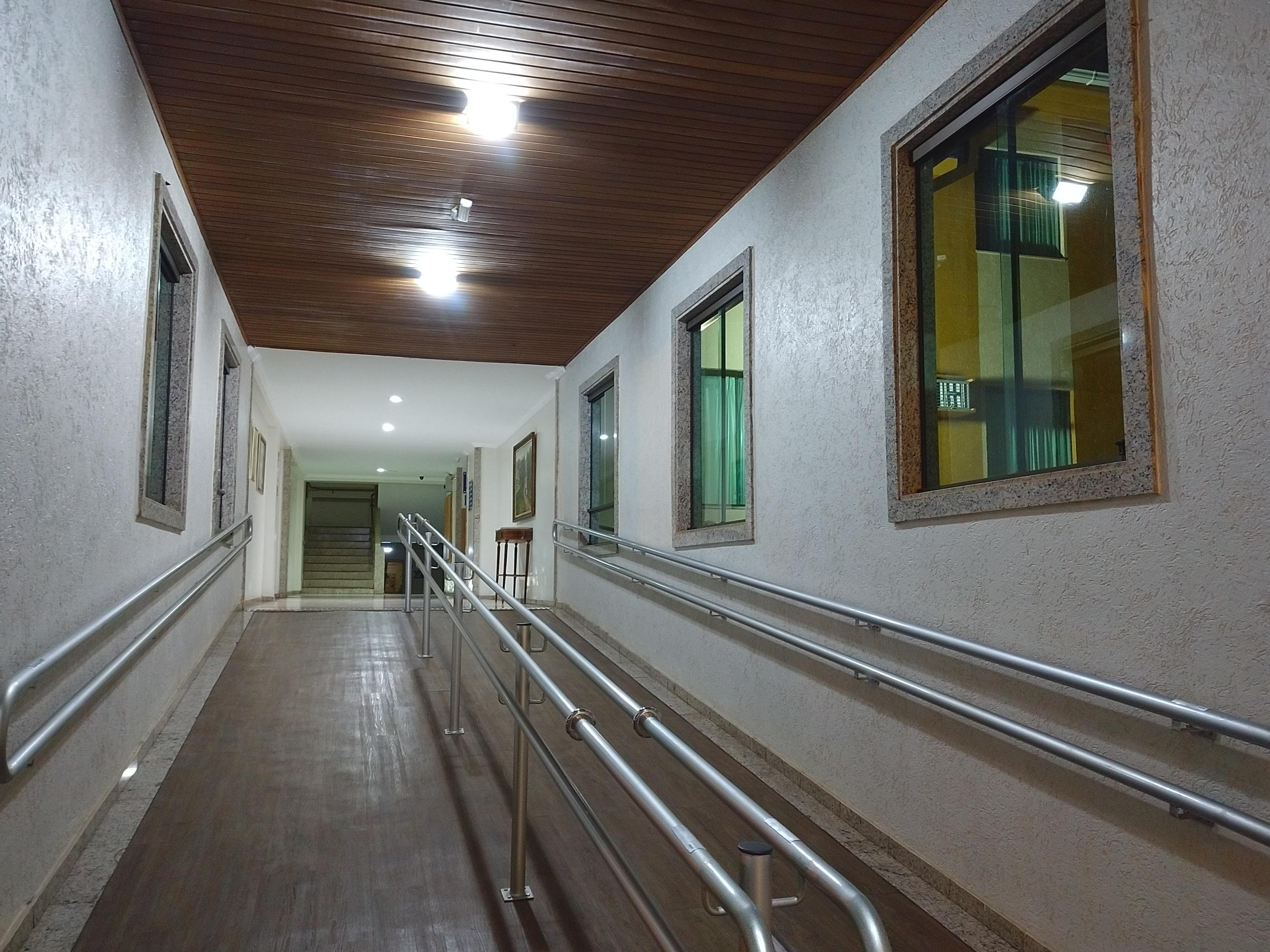 Hotel Dan Inn Franca & Convencoes By Nacional Inn Esterno foto