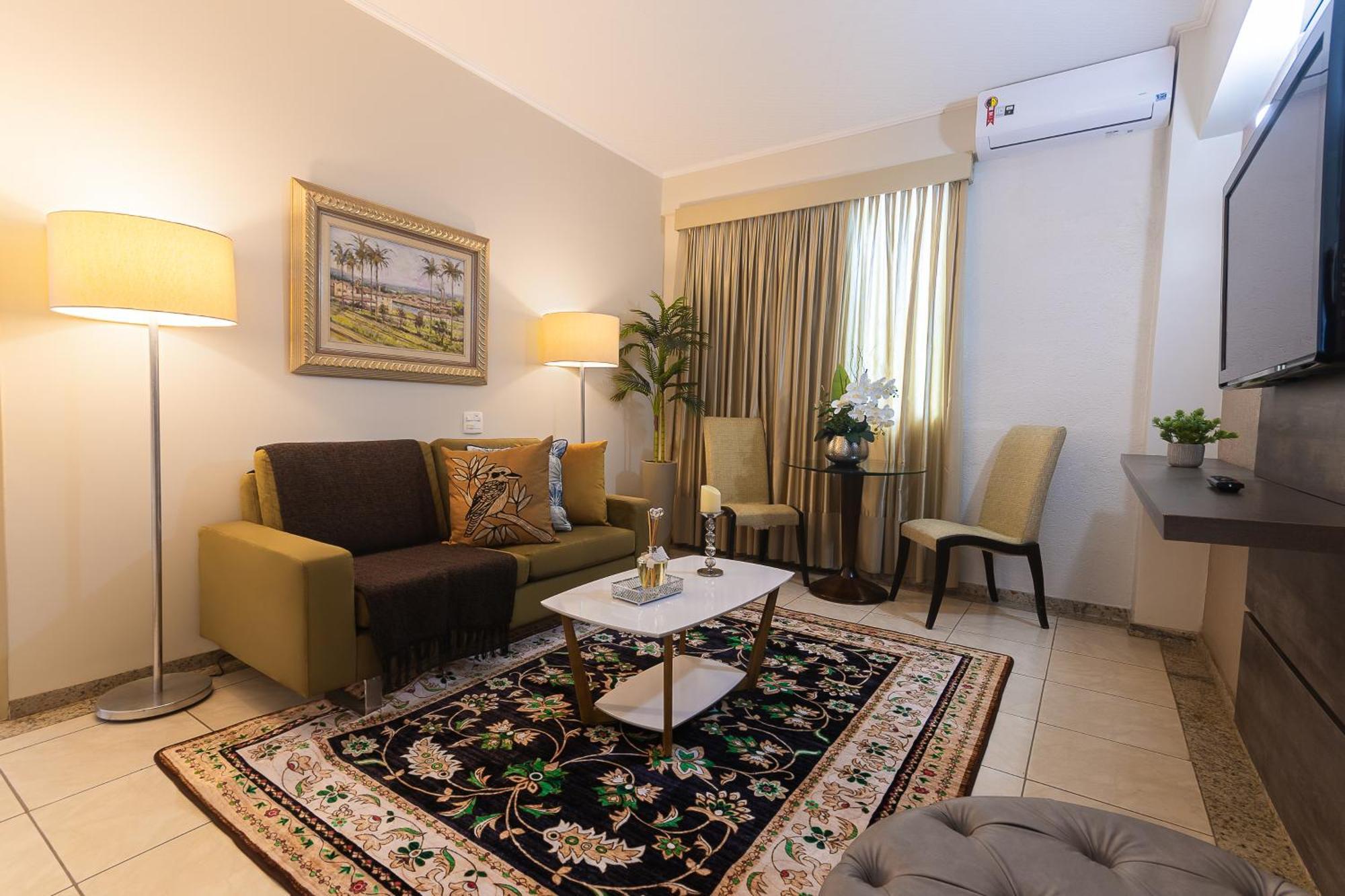 Hotel Dan Inn Franca & Convencoes By Nacional Inn Esterno foto